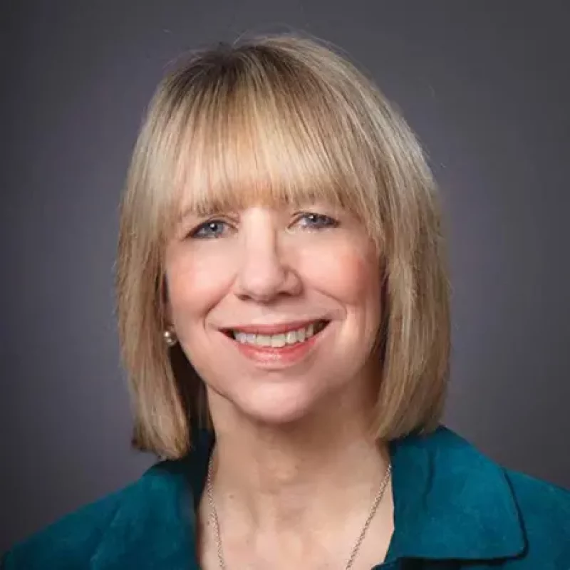 Dr Cynthia Shanahan