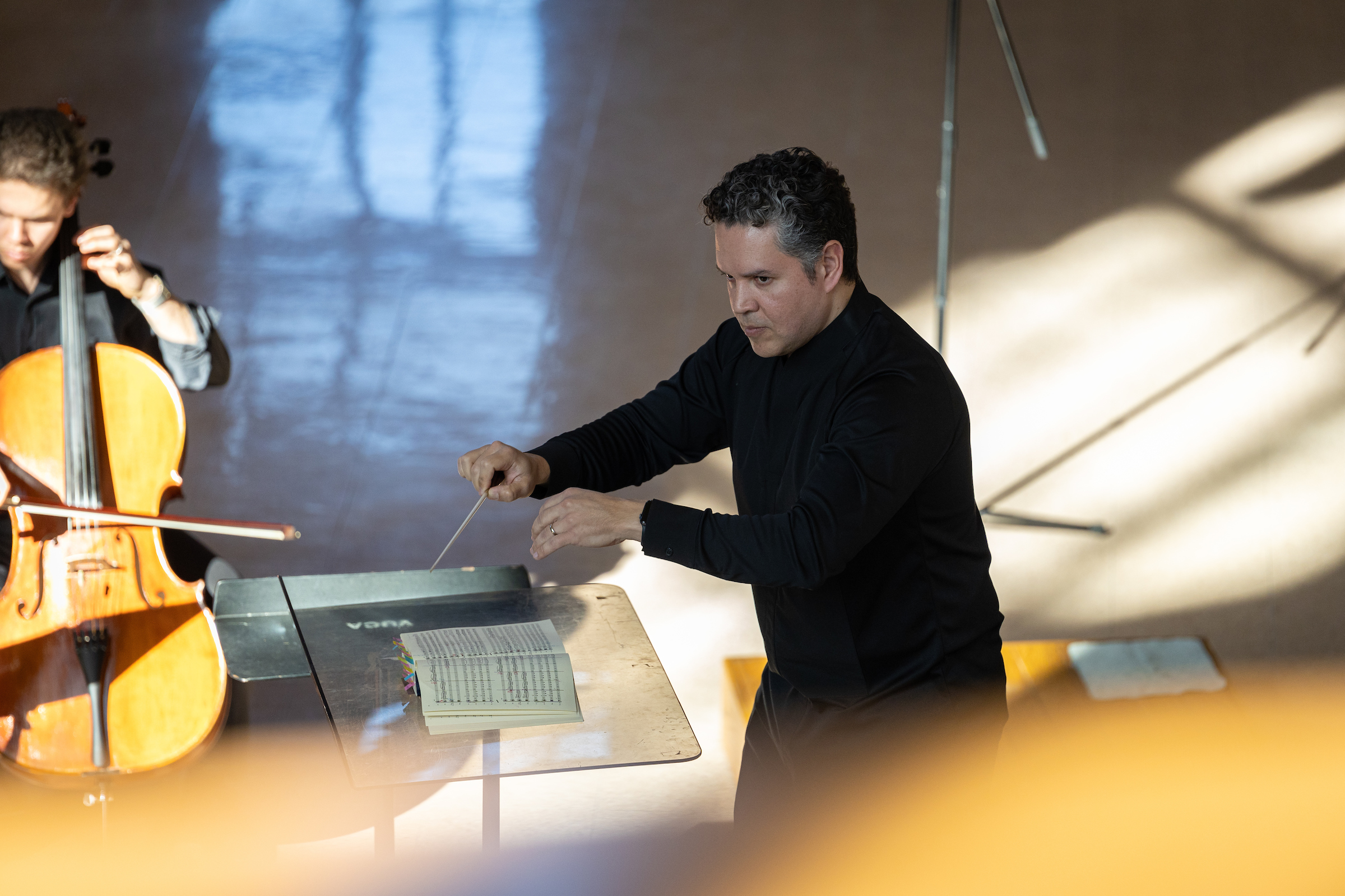 Professor Piedra returned to the U.S. to earn his DMA in orchestral conducting from the University of Michigan in 2018